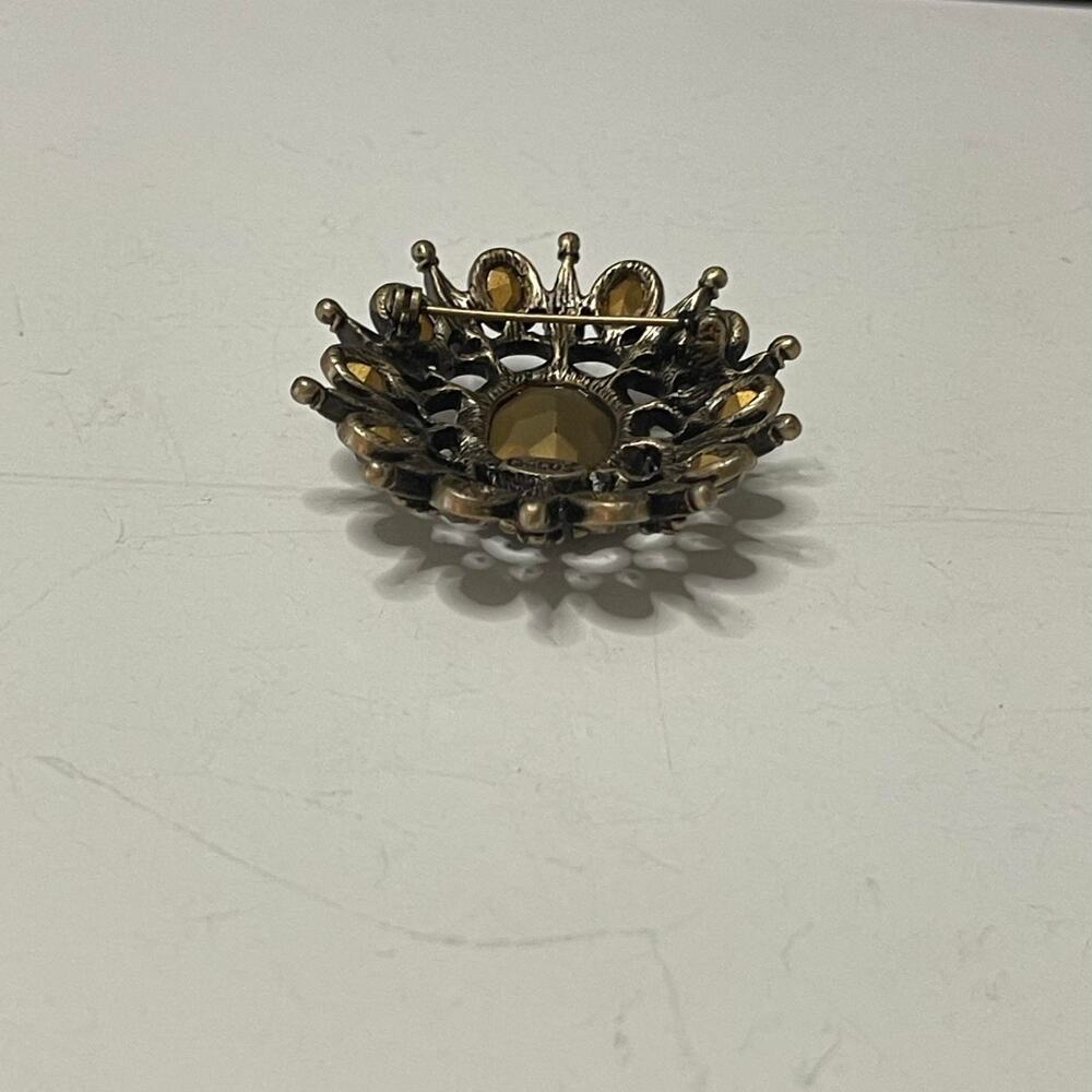 Chico's pin brooch burnished gold tone amber colored signed costume jewelry - Picture 6 of 10